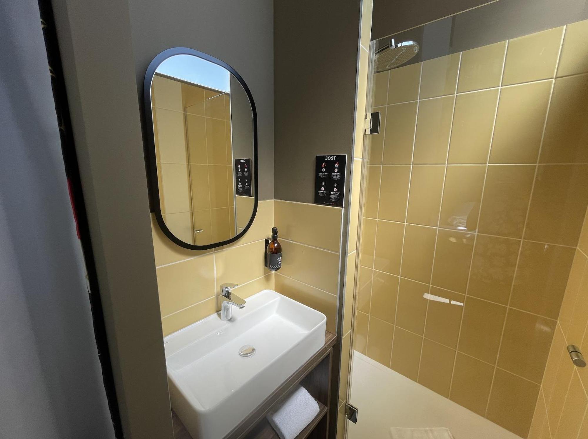 Jost Hotel Lille Centre Luaran gambar